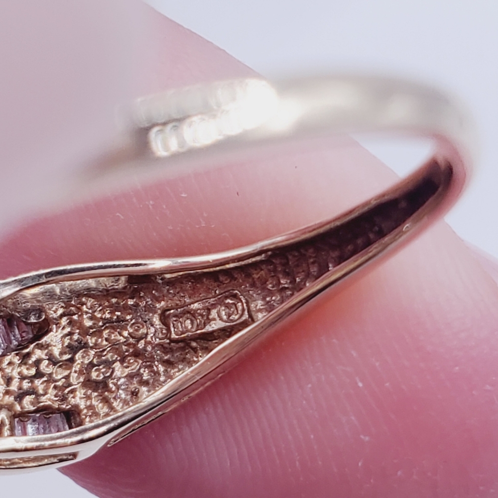 10k Solid Yellow & White Gold Genuine Diamond Ring Baguette & Round Cut Ring - Picture 5 of 12